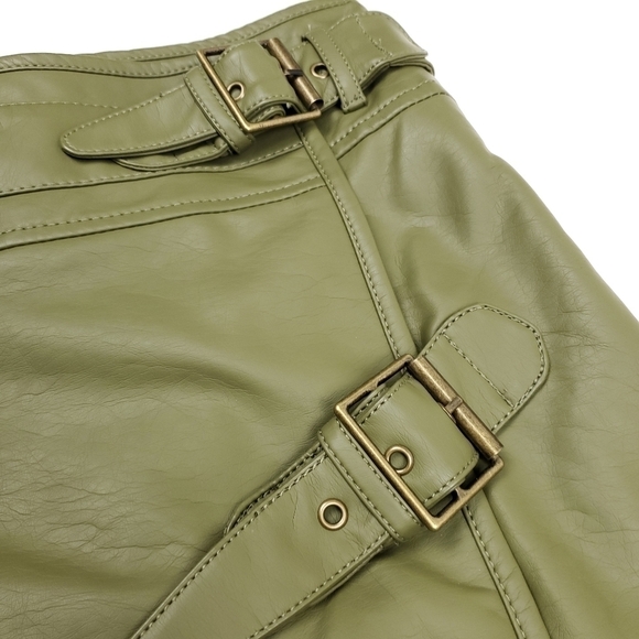 G By Giuliana Green Vegan Leather Buckle Skirt 4 - Picture 14 of 14